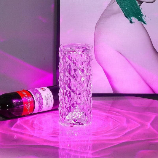 ✨ Crystal Diamond Table Lamp ✨ Transform your space with elegance and style! This romantic rose diamond lamp shines like a real crystal, reflecting light in stunning diamond patterns